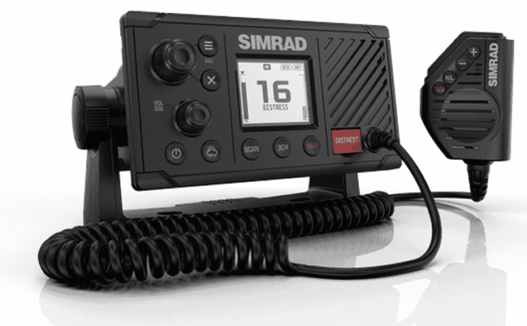Simrad RS20 Class D DSC VHF Funkgerät mit integriertem GPS (000-14491-001) für Angelboote