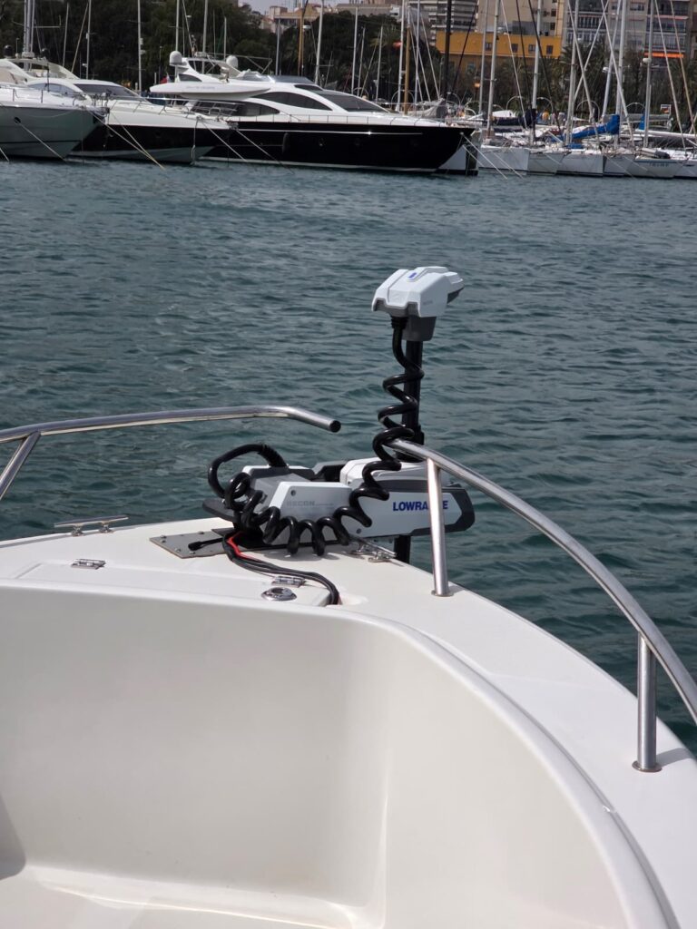 Lowrance Recon Saltwater Trolling-Motor im Praxistest vor der Küste und im Yachthafen von Alicante